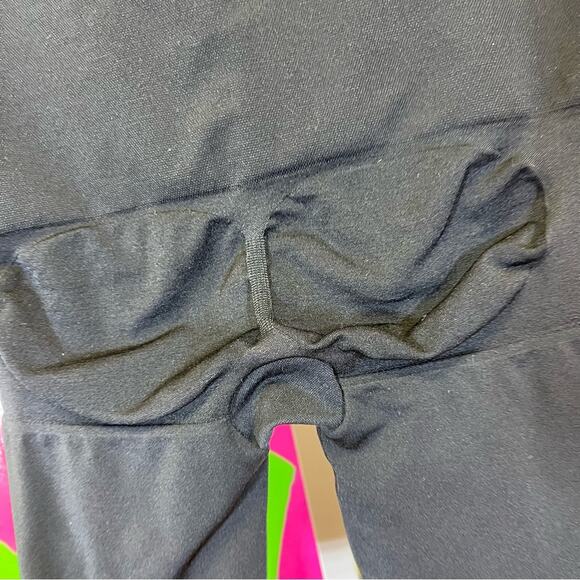 Red Hot by Spanx, Body Shaping Shorts. Size Medium. Black. Excellent condition! - Picture 3 of 5